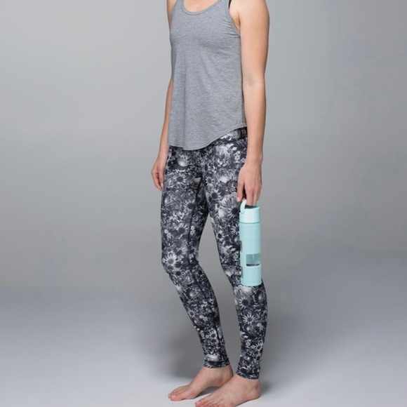 Lululemon Wonder Under Floral tights - Picture 1 of 13
